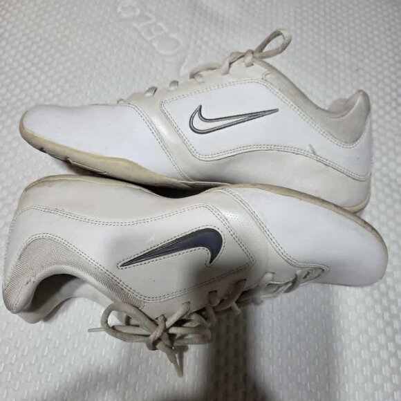 Pre-owned Excellent - Picture 9 of 12